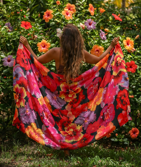 Hibiskiss Moon Pareo Sarong with Ocean Dreamer - Tag Aloha