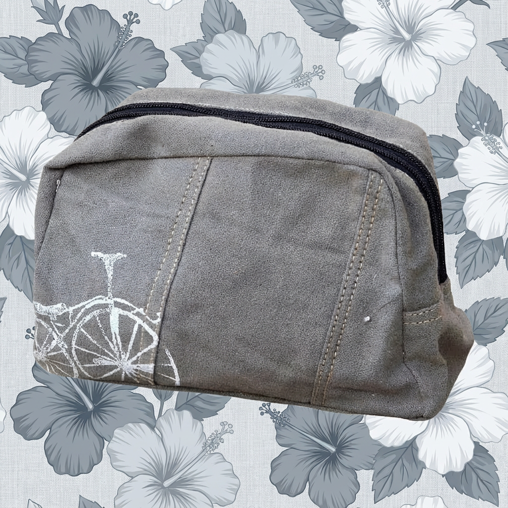 Bicycle Shaving Kit Bag - Clea Ray