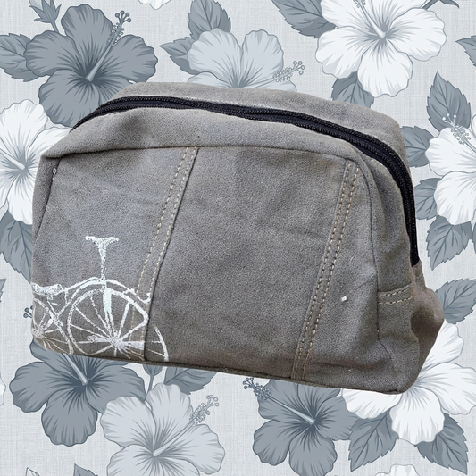 Bicycle Shaving Kit Bag - Clea Ray